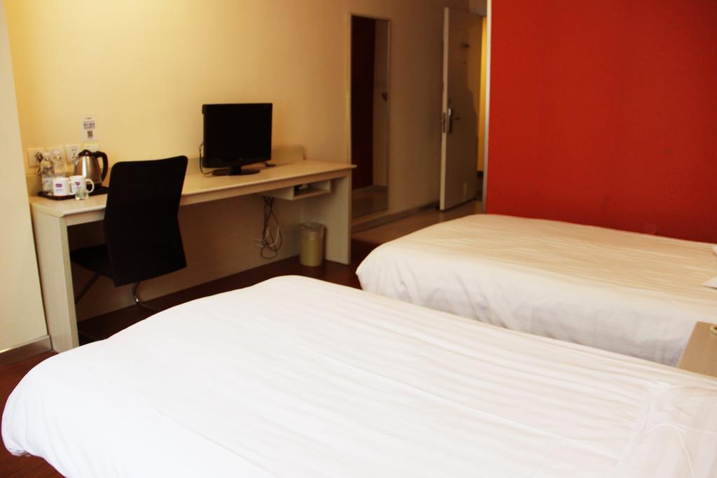Hanting Hotel Beijing Suzhou Bridge Room photo